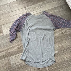 LulaRoe Raglan Tee